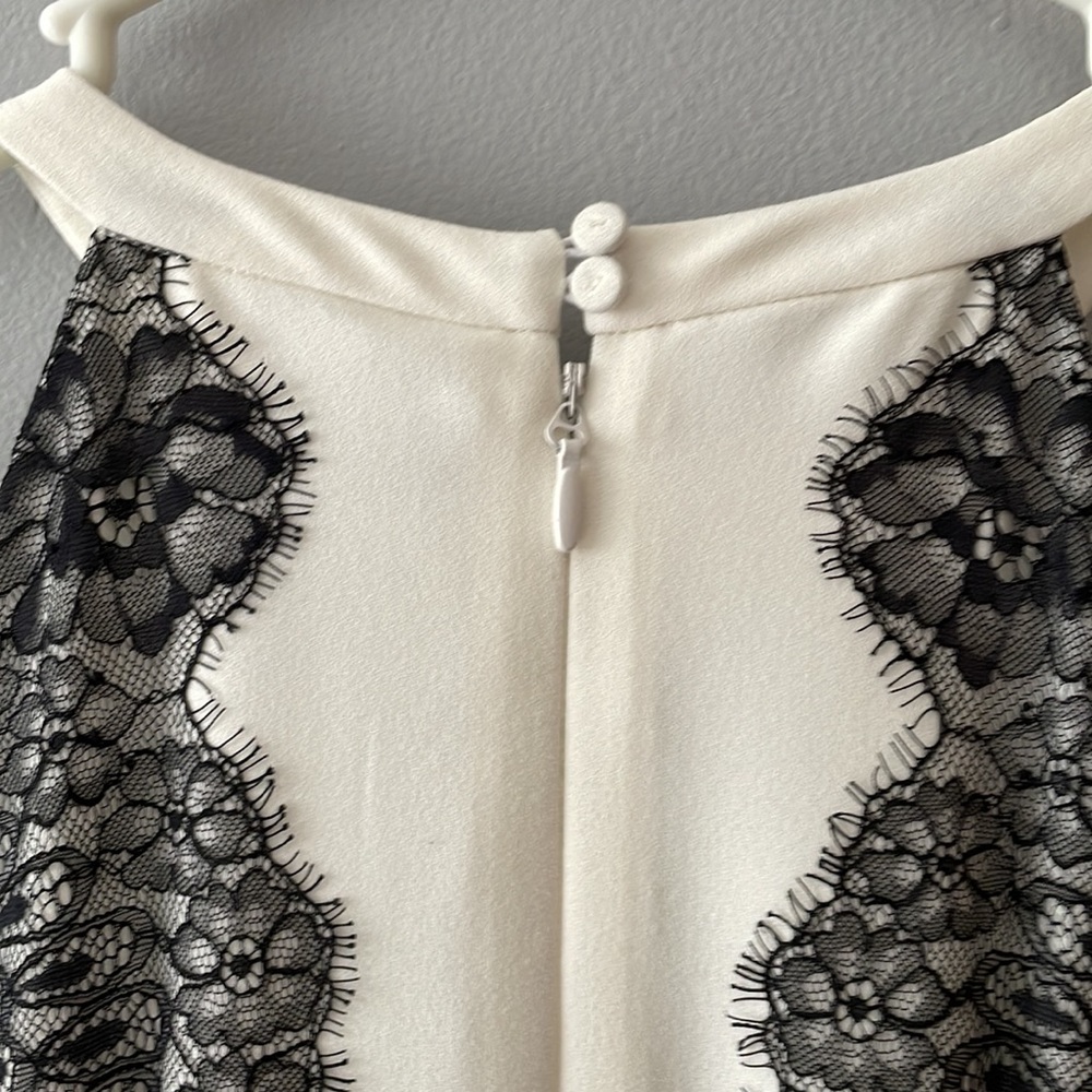 Like new! BCBGMaxAzria Leyla Lace Dress -Size 0 - Picture 5 of 12